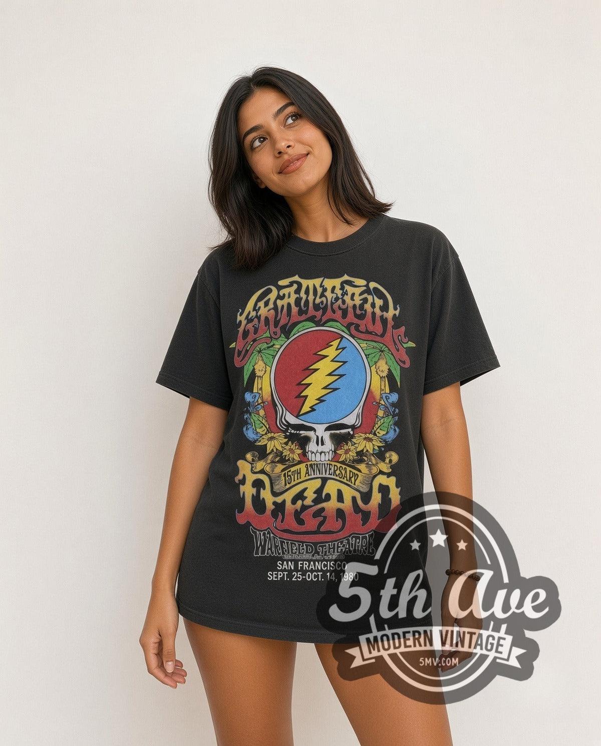 Model wearing Grateful Dead 15th Anniversary Warfield Black vintage band tee