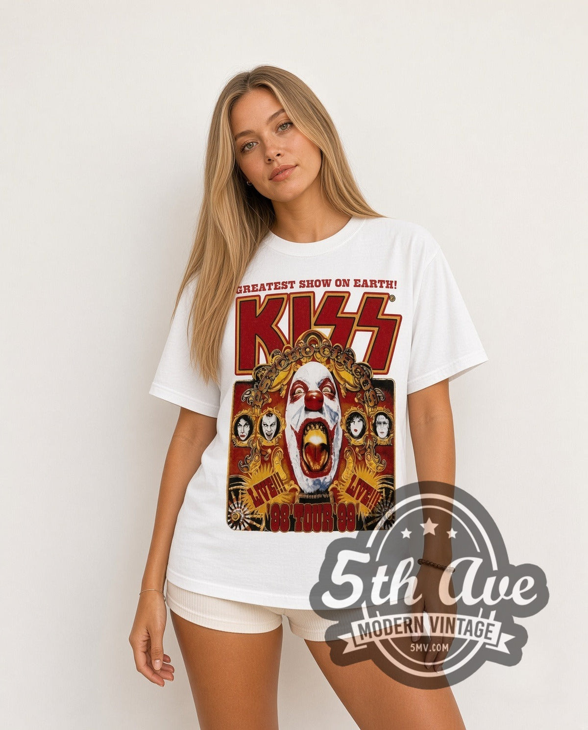 Model wearing the KISS Psycho Circus vintage band t-shirt in white