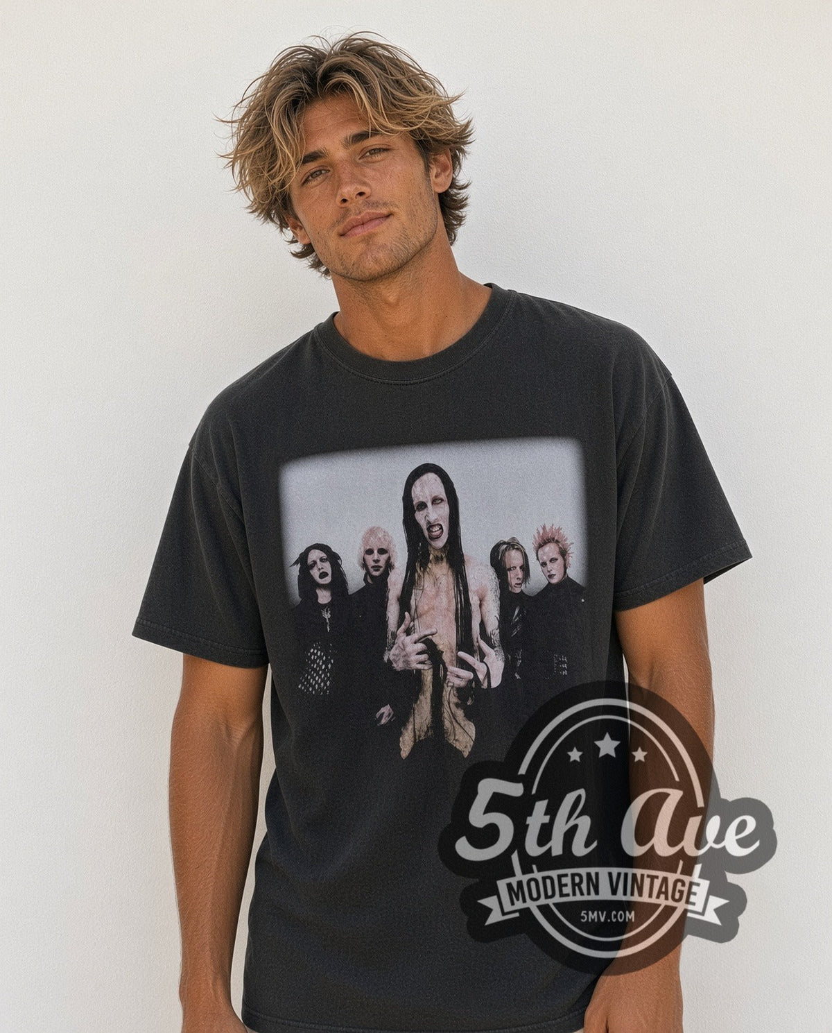 Model wearing the Marilyn Manson Band Photo vintage band t-shirt