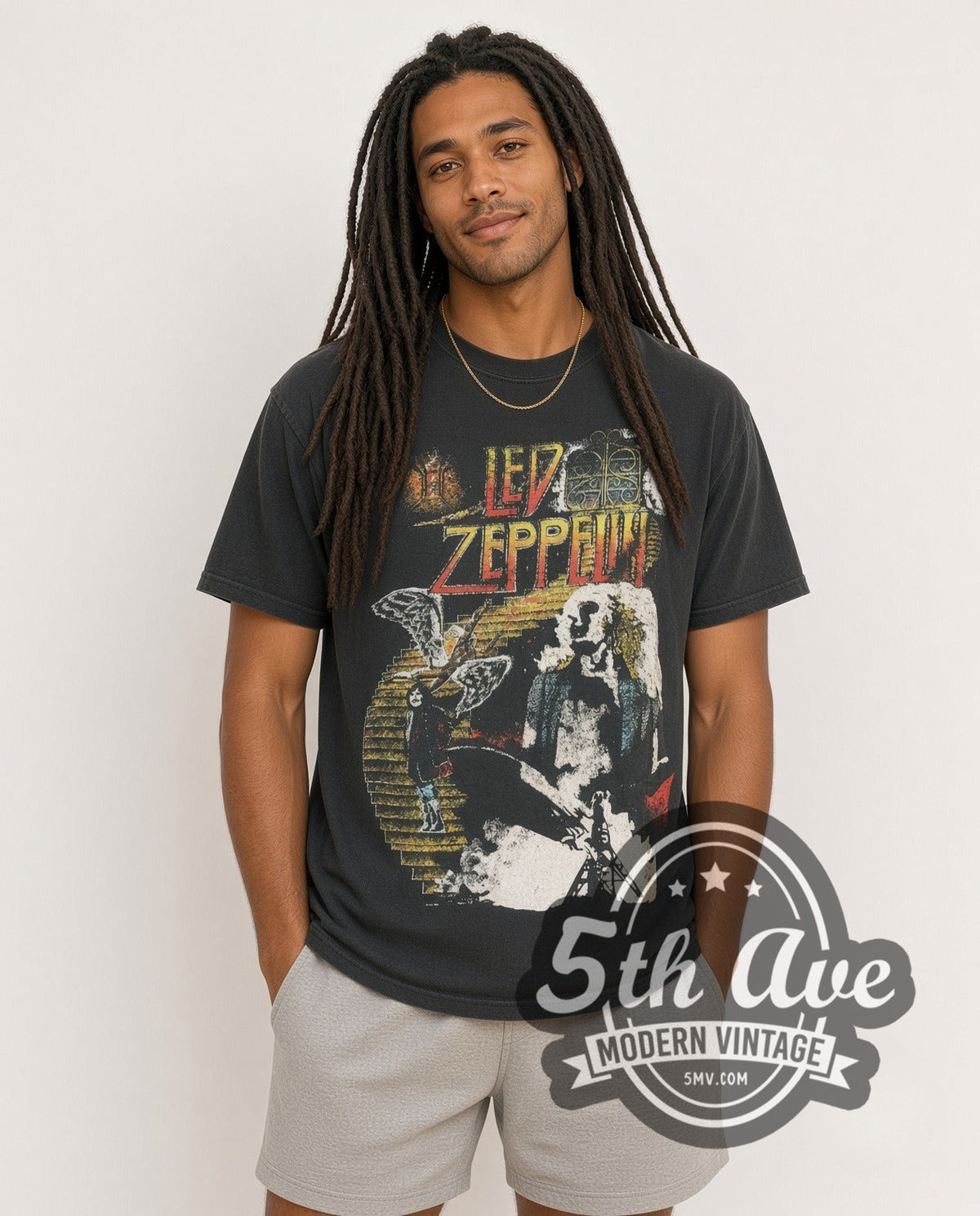 Model wearing the Led Zeppelin North American Tour 1971 vintage band t-shirt