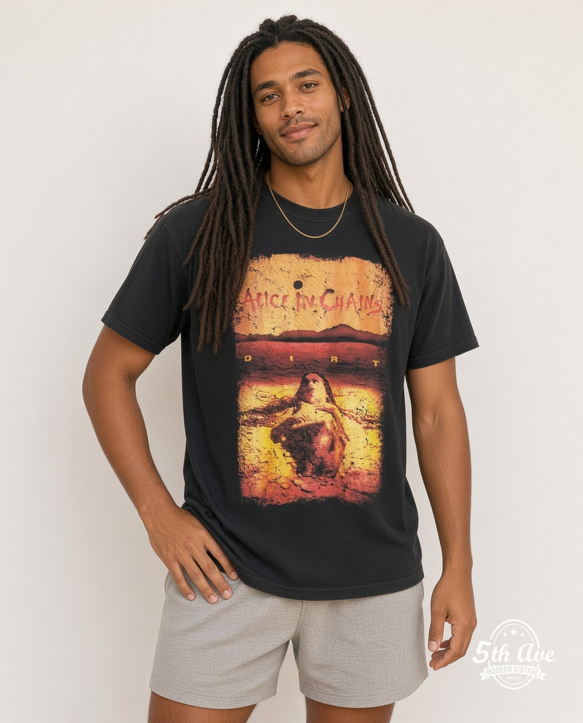 Model wearing the Alice in Chains Dirt vintage band t-shirt