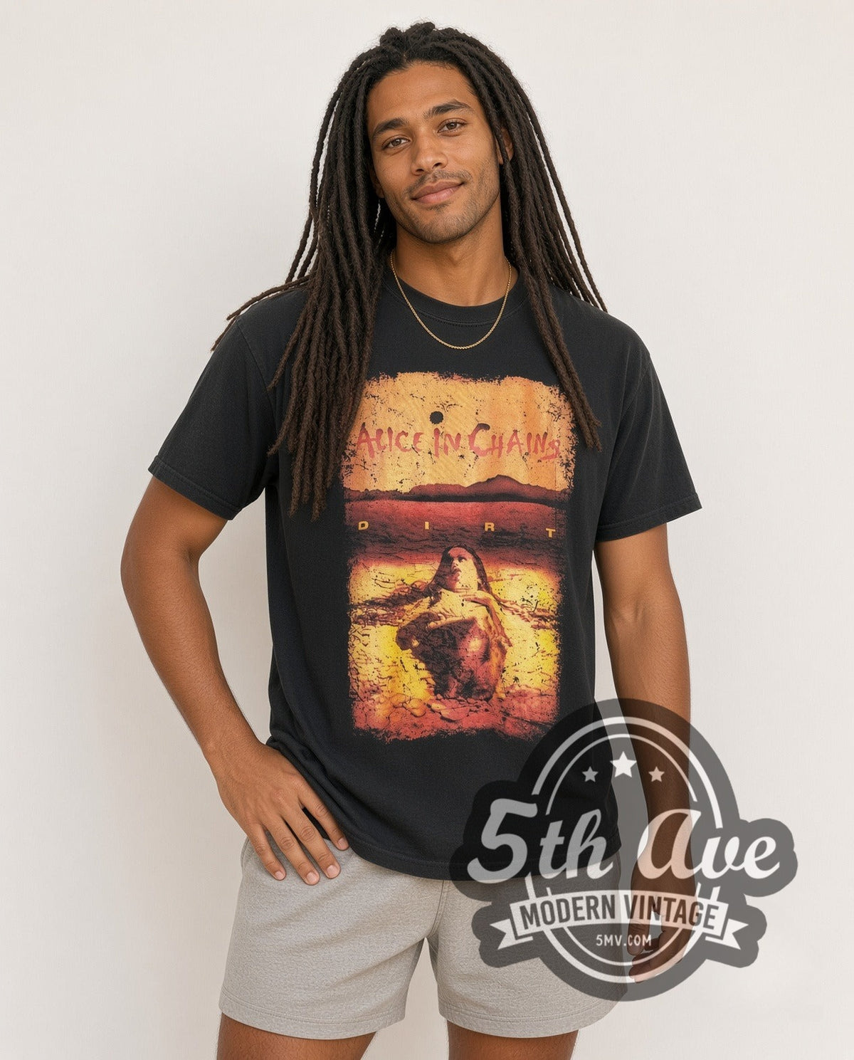 Model wearing the Alice in Chains Dirt vintage band t-shirt