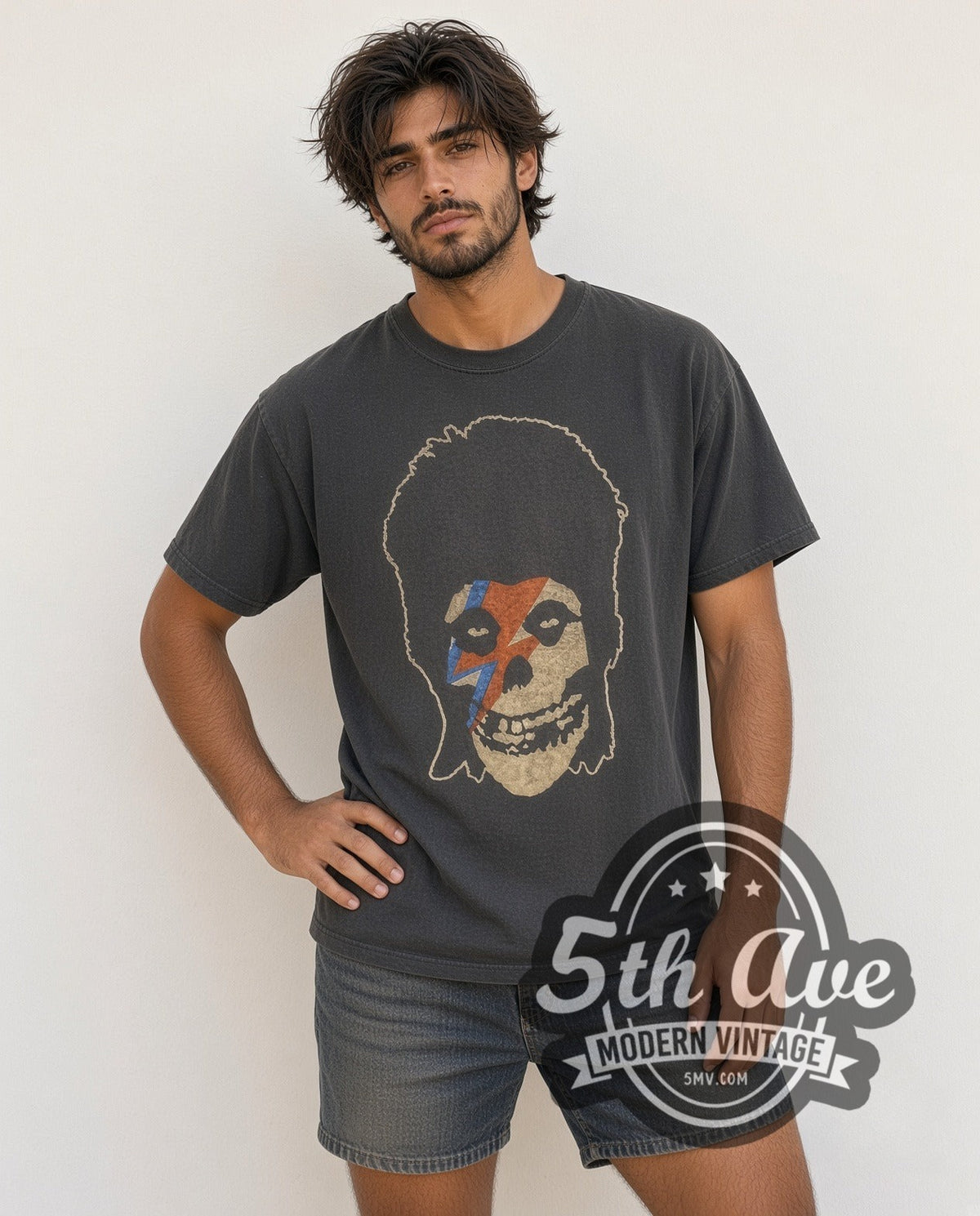 Model wearing the David Bowie Lightning Bolt Skull vintage band t-shirt