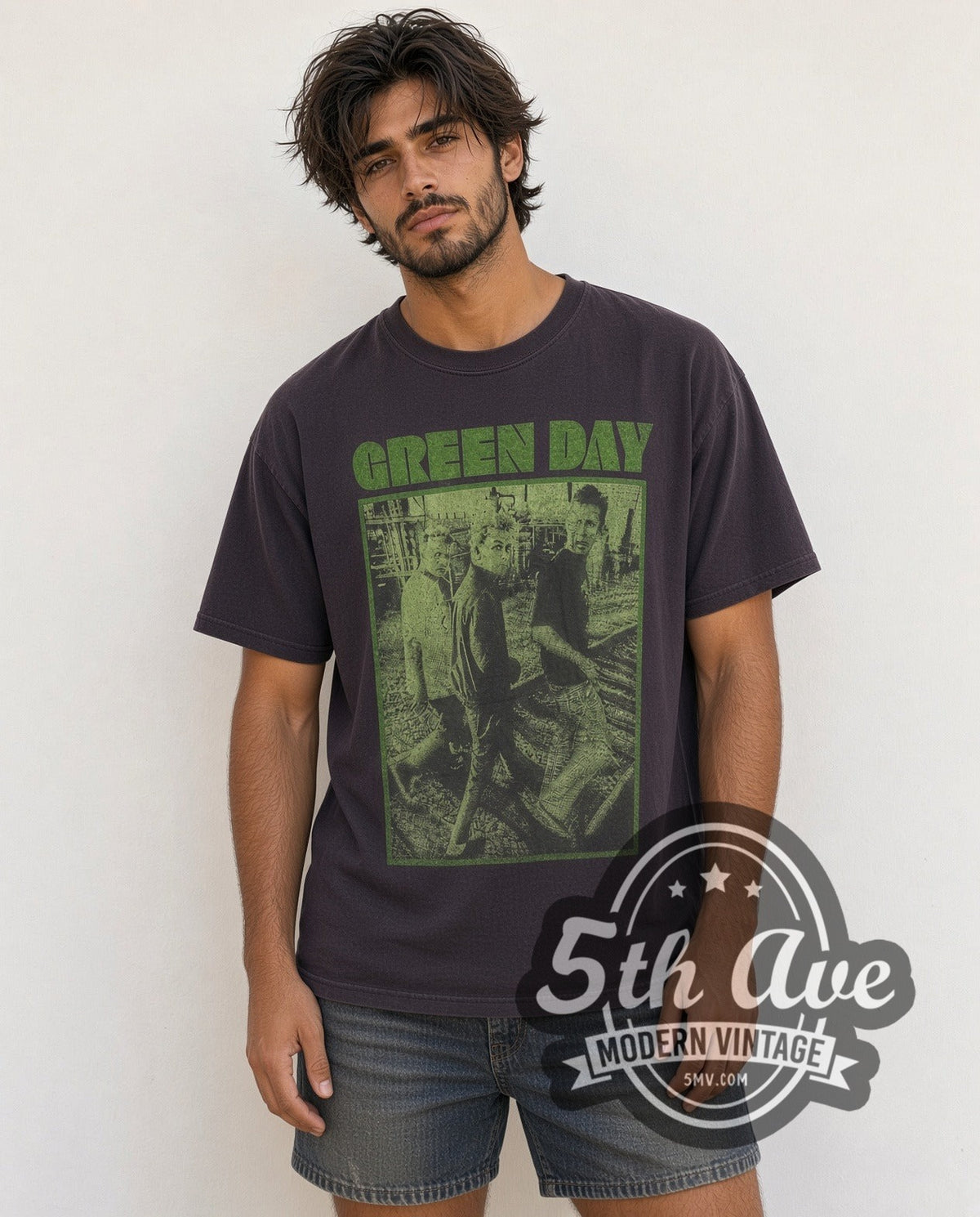 Model wearing the Green Day Green Frame Trio Band Photo vintage band t-shirt