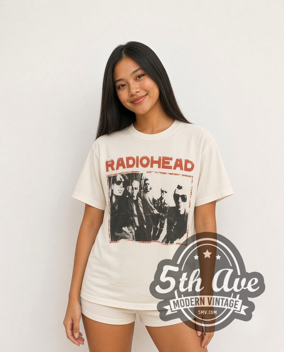 Model wearing the Radiohead Sunglasses Band Photo Red Border vintage band t-shirt in white