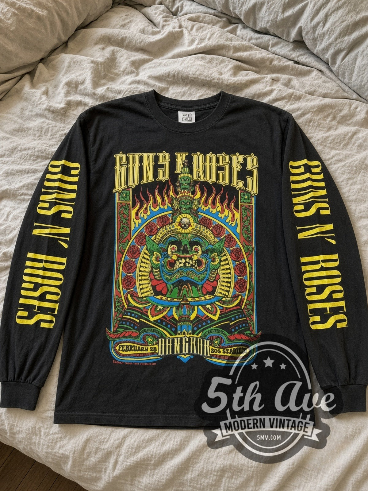 Guns N' Roses February 28 Concert Date vintage band long sleeve tee laid flat