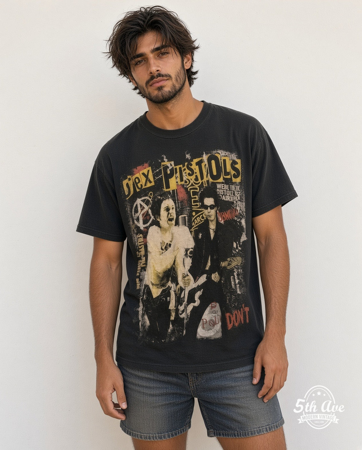 Sex Pistols Sid Vicious Distressed T-Shirt model