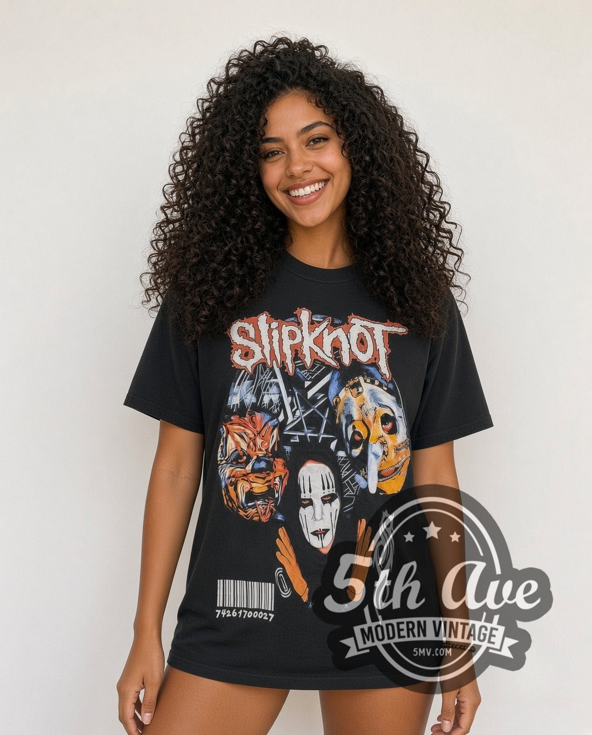 Model wearing the Slipknot Nonagram vintage band t-shirt in black