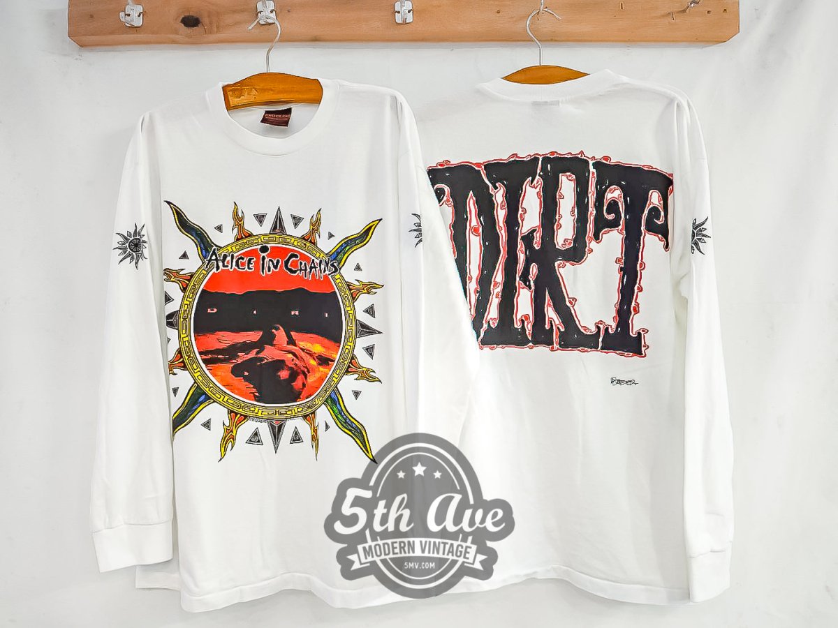 Alice in Chains 'DIRT' - Long Sleeve Vintage Reprint Band T-Shirt - Vintage Band Shirts