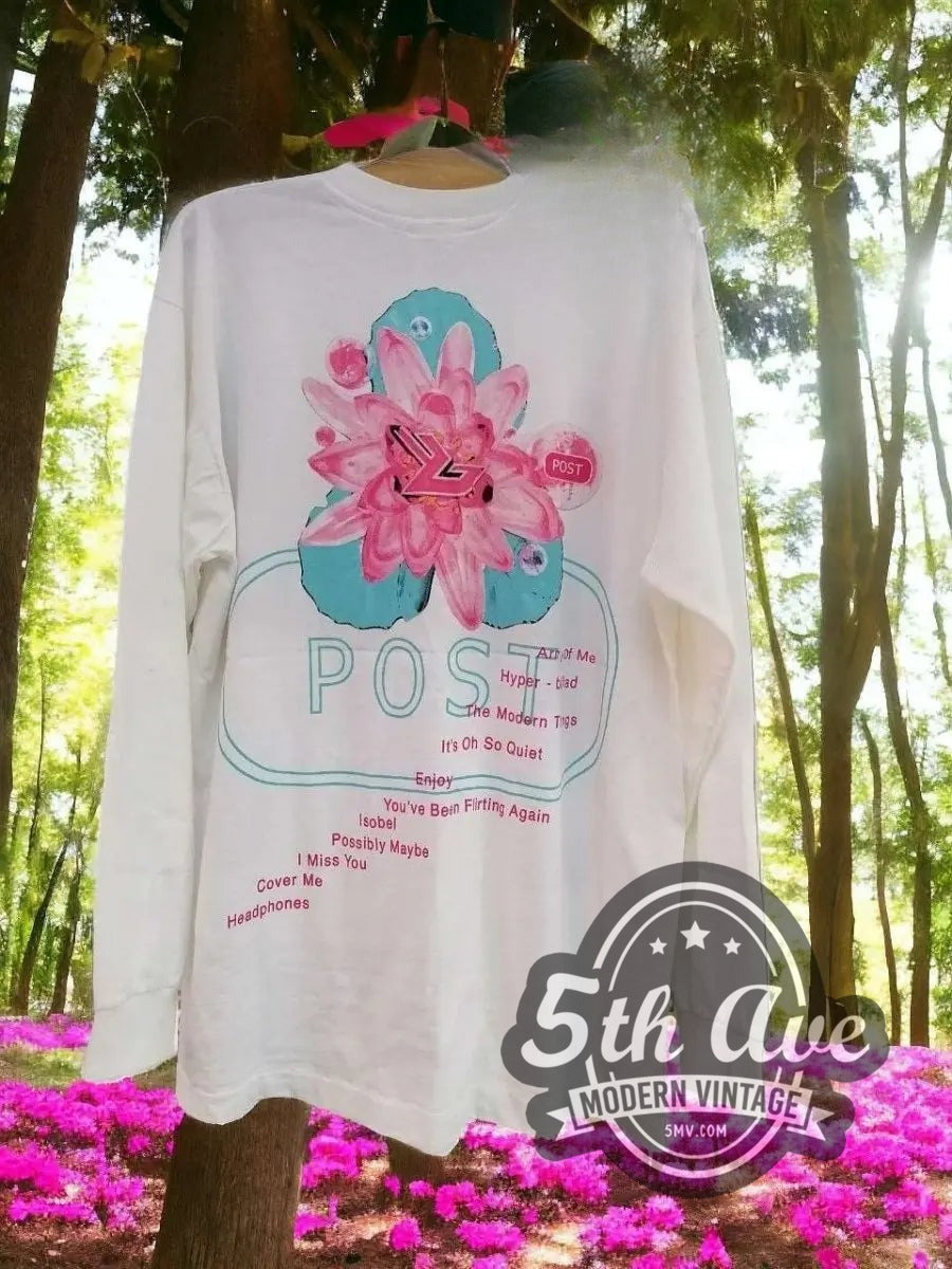 Björk Post Album vintage band long sleeve t-shirt, detail view 2