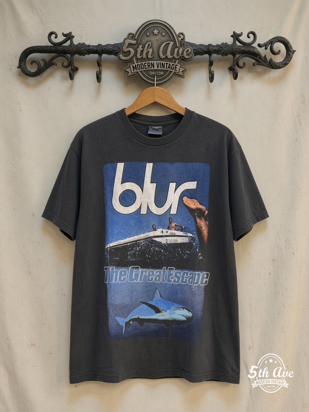Blur The Great Escape 96 Tour vintage band t-shirt on rack