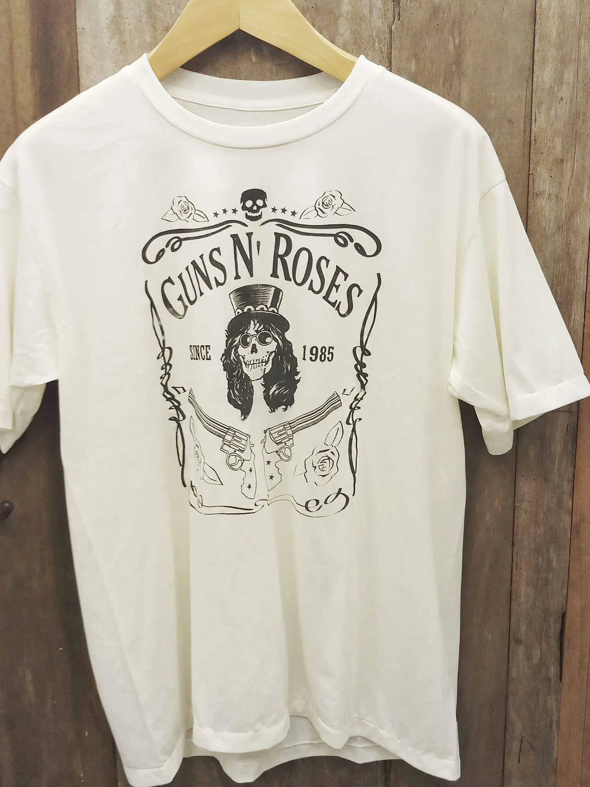 GUNS N' ROSES 100% Cotton New vintage band t-shirt on rack