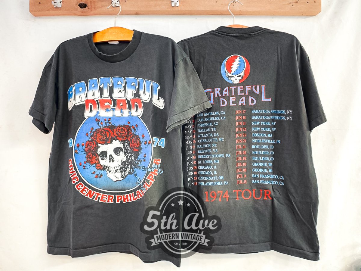 Grateful Dead Live at Philadelphia Civic Center 1974 - Vintage Reprint Band T-Shirt - Vintage Band Shirts
