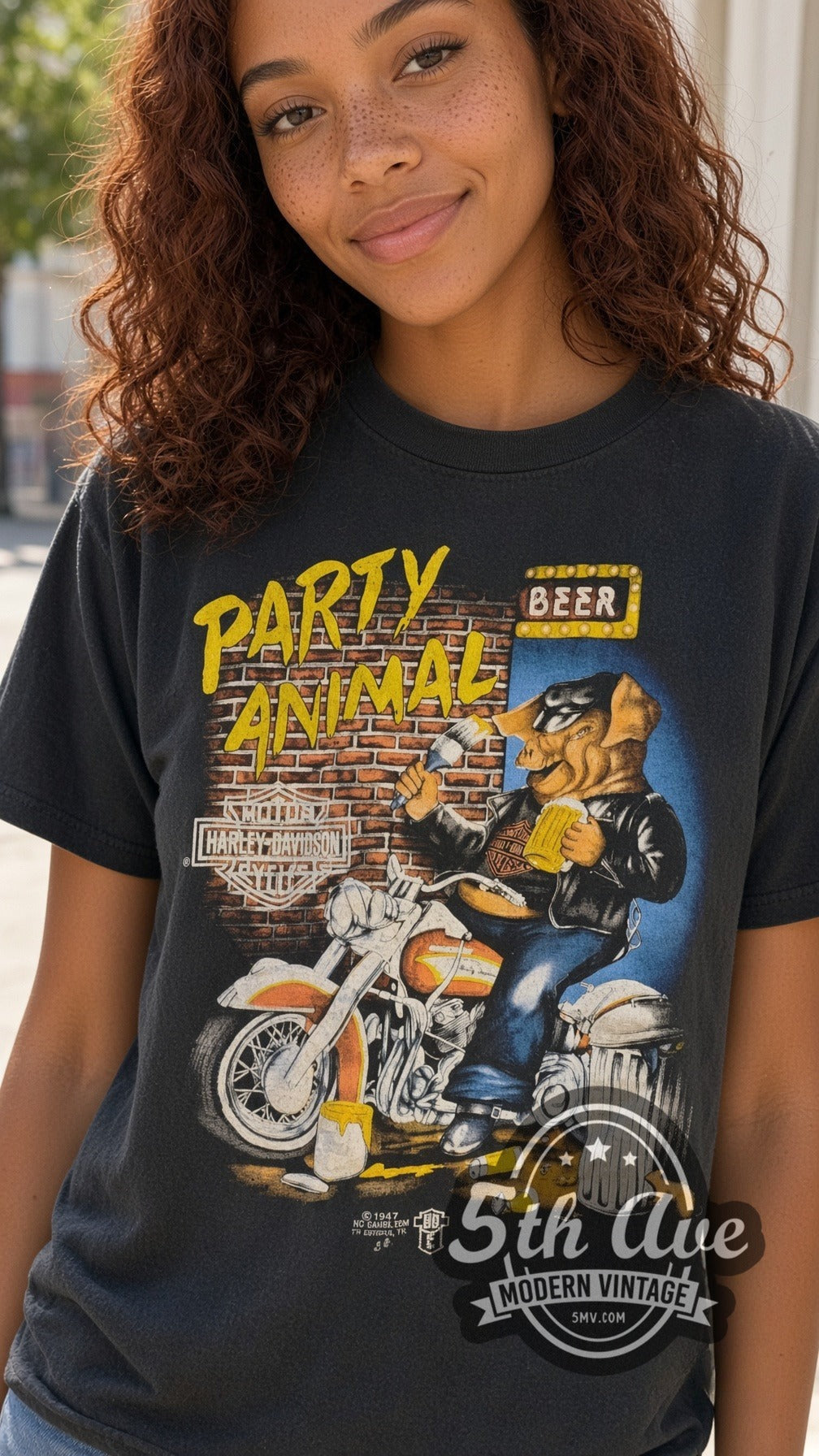Model wearing the Harley-Davidson Far West Cycle Party Animal vintage graphic t-shirt