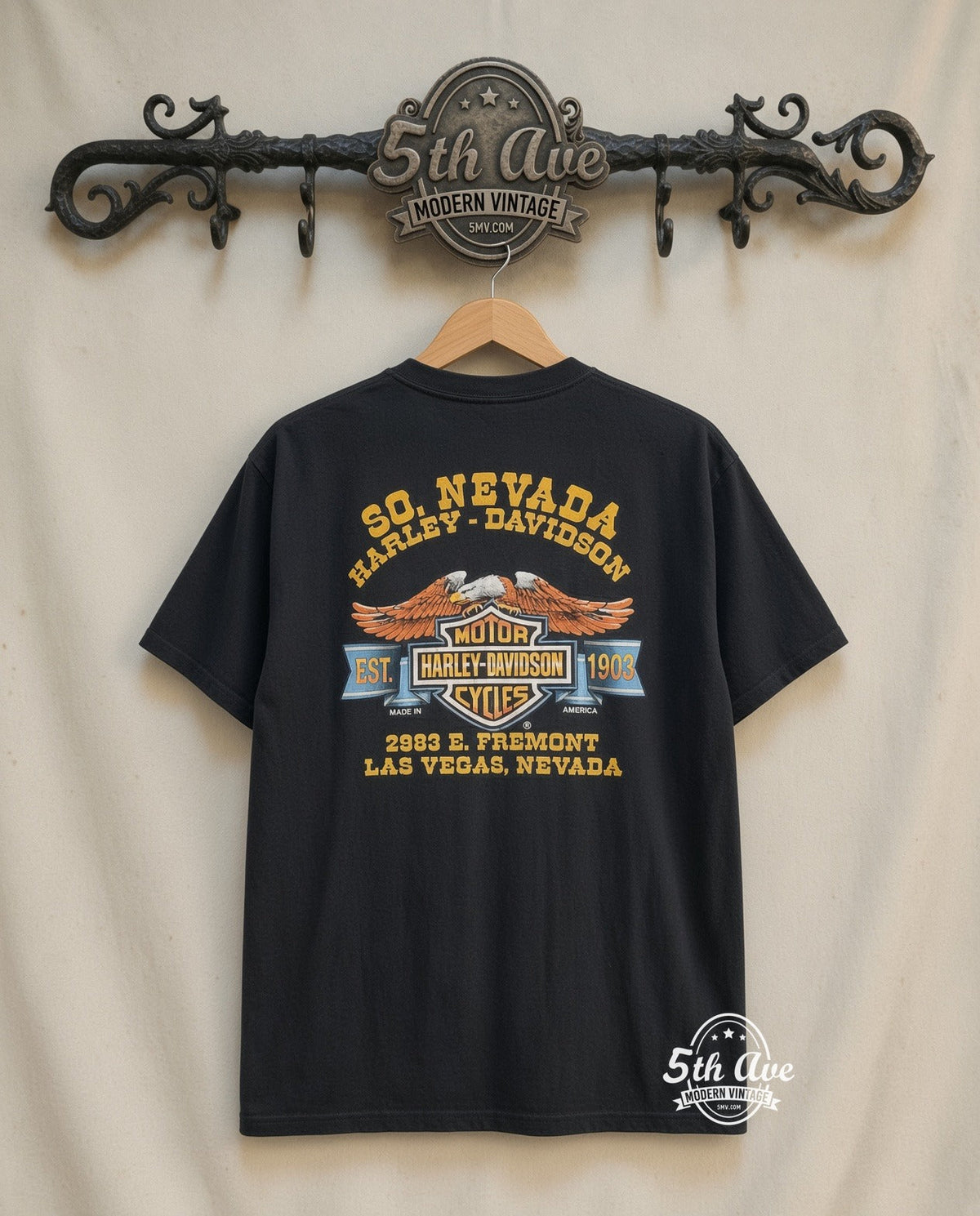 Harley-Davidson – Survival of the Fittest – Vintage Graphic Tee vintage tee on 5th Ave cream rack — back