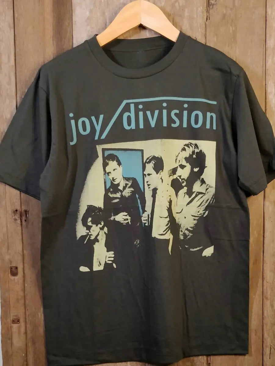 Joy Division Vintage Band T-shirt: Iconic Design, Ultimate Comfort