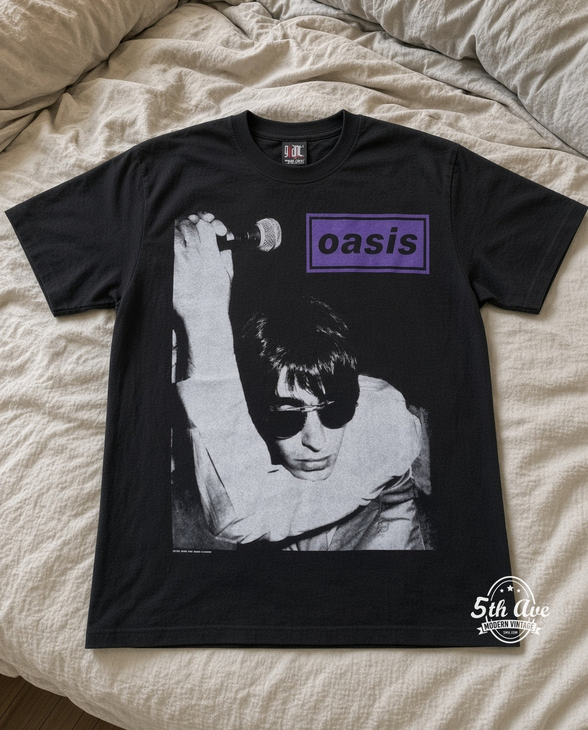 MB 082 Oasis Liam Mic bed