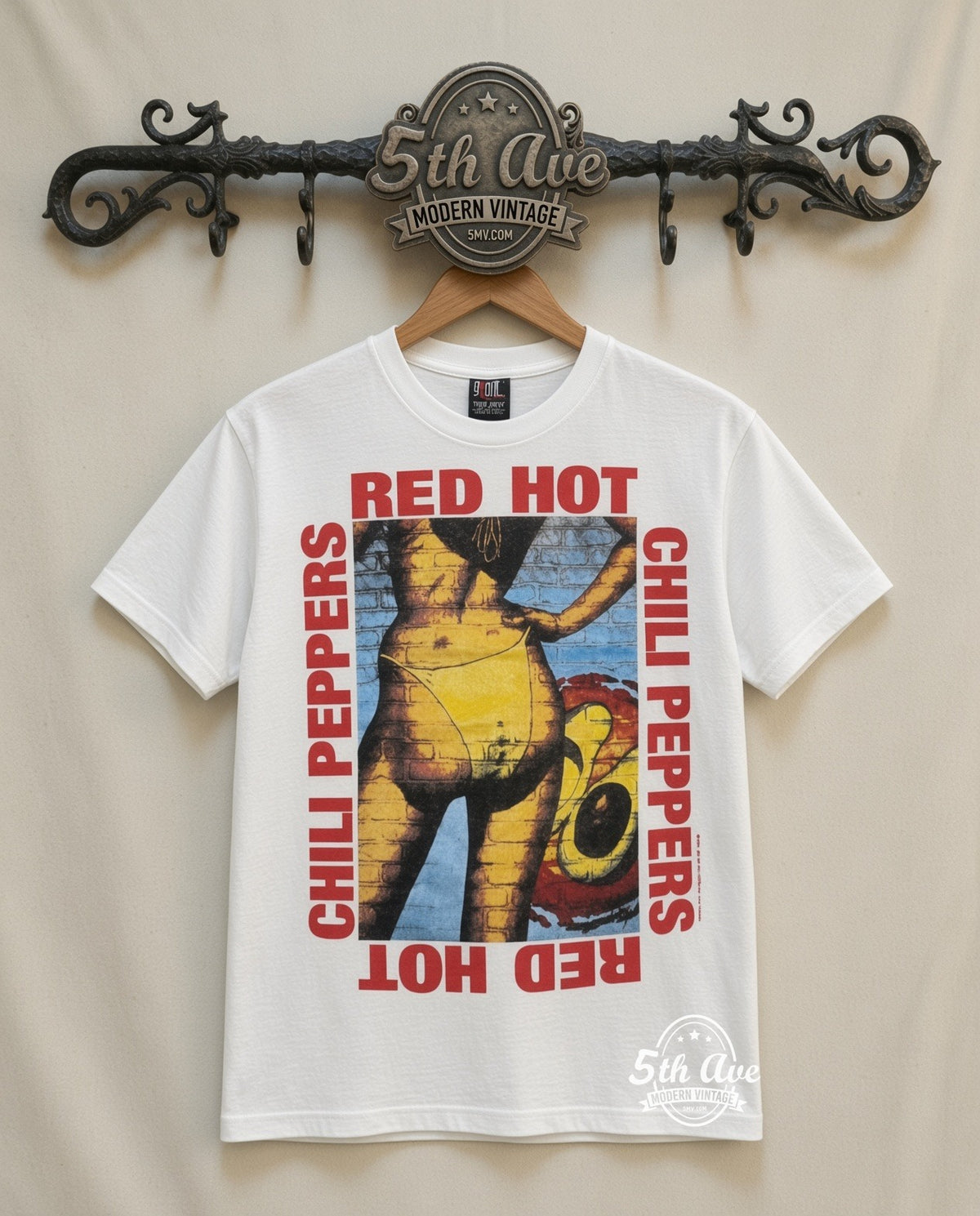 MB 099 Red Hot Chili Peppers Socks rack front