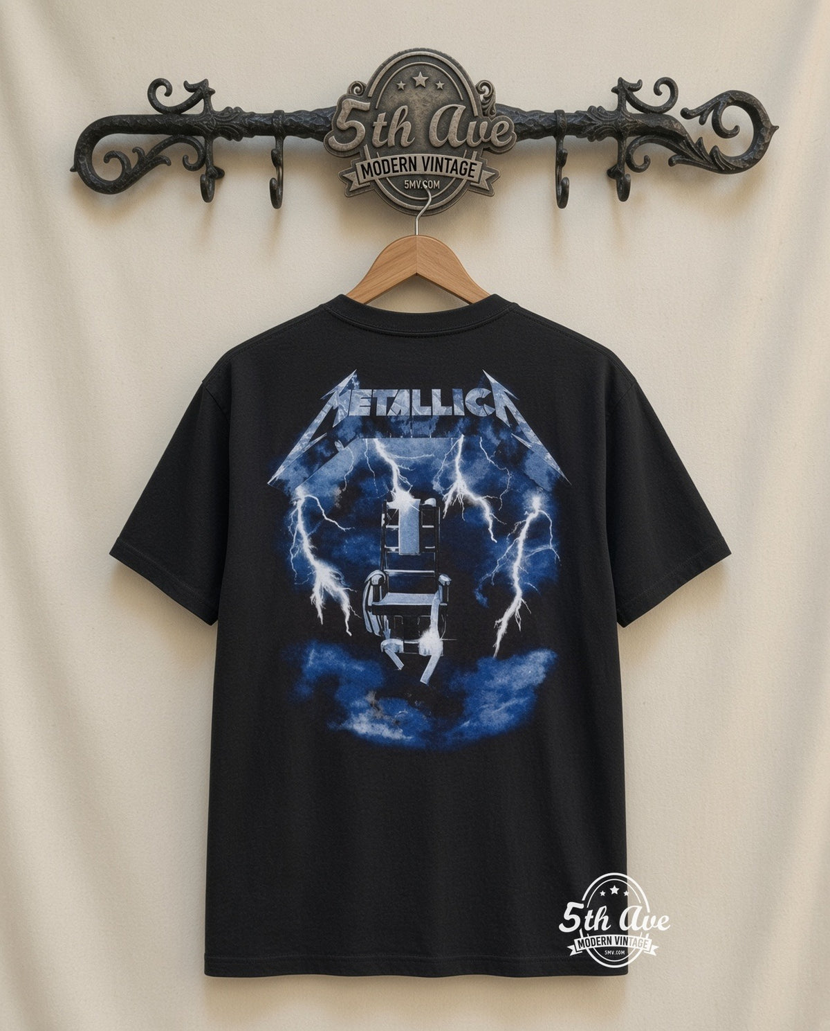 MB 126 Metallica Group Photo rack back