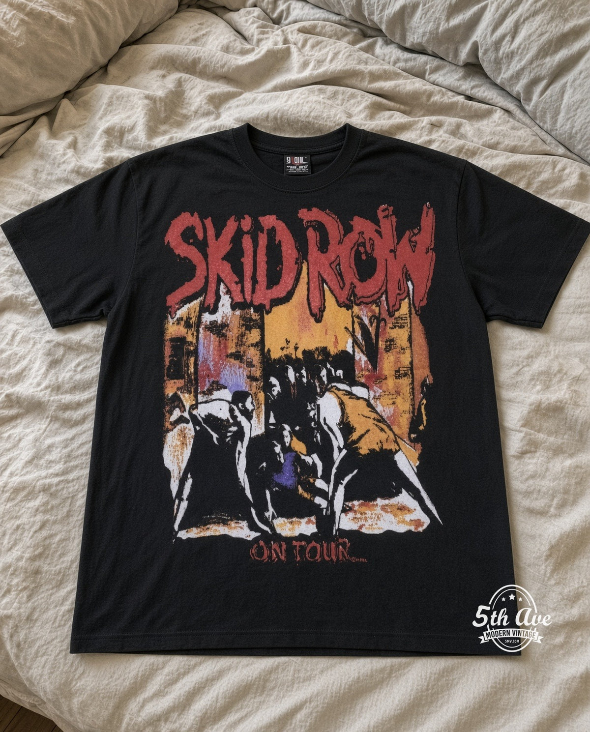 MB 131 Skid Row On Tour bed