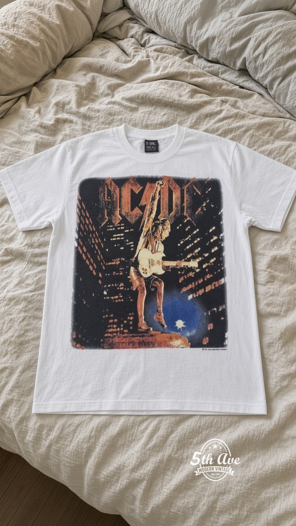 MB 134 AC/DC Angus Live bed