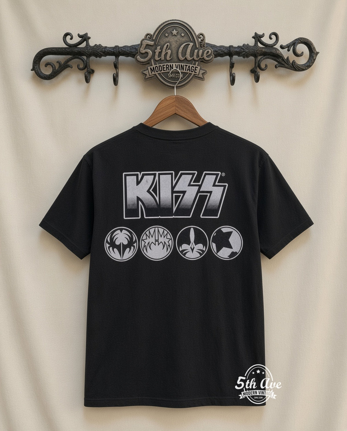 MB 146 KISS Four Faces rack back