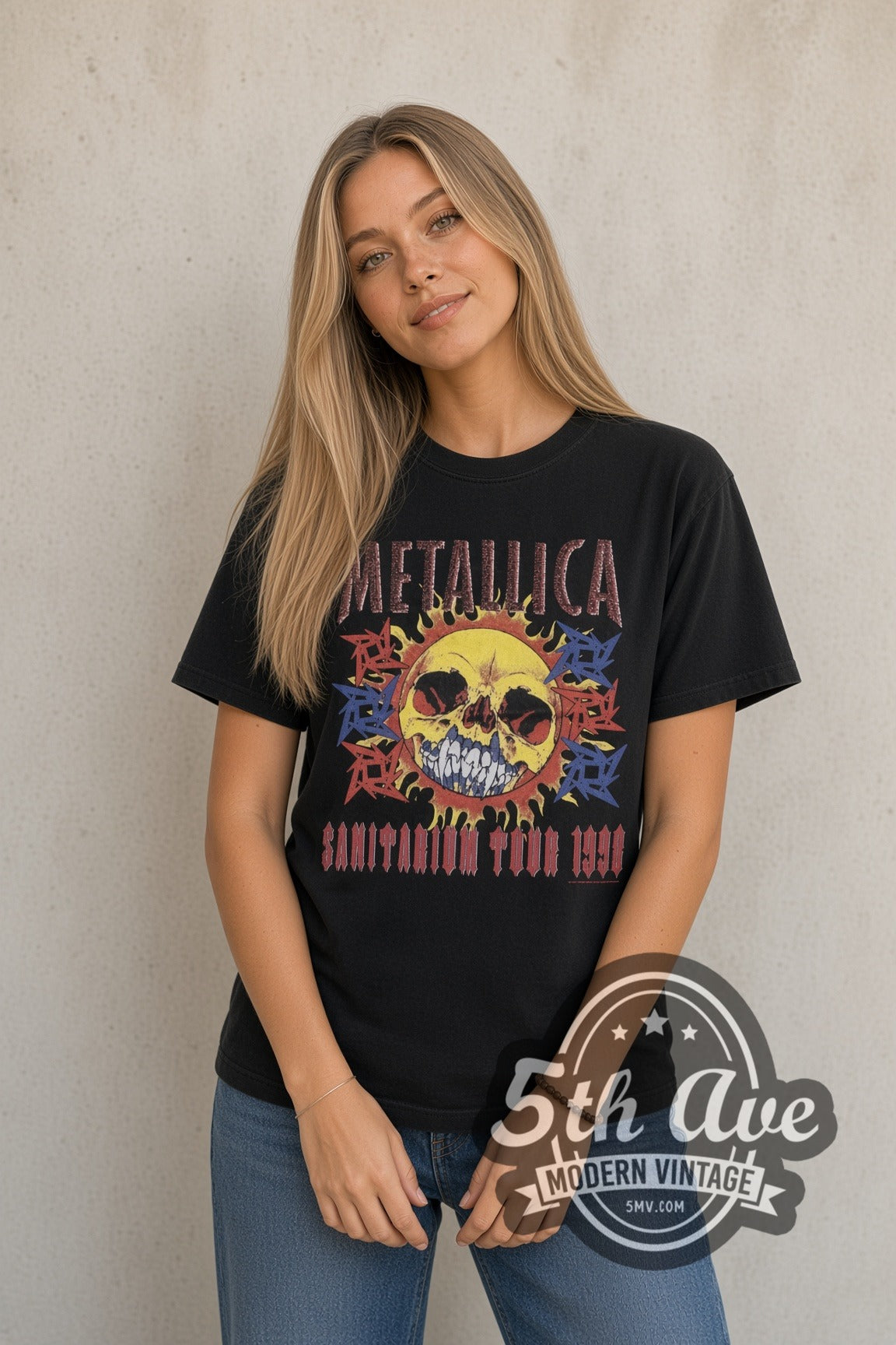 Model wearing the Metallica Sanitarium Skull 1998 Tour Dates band t-shirt in black