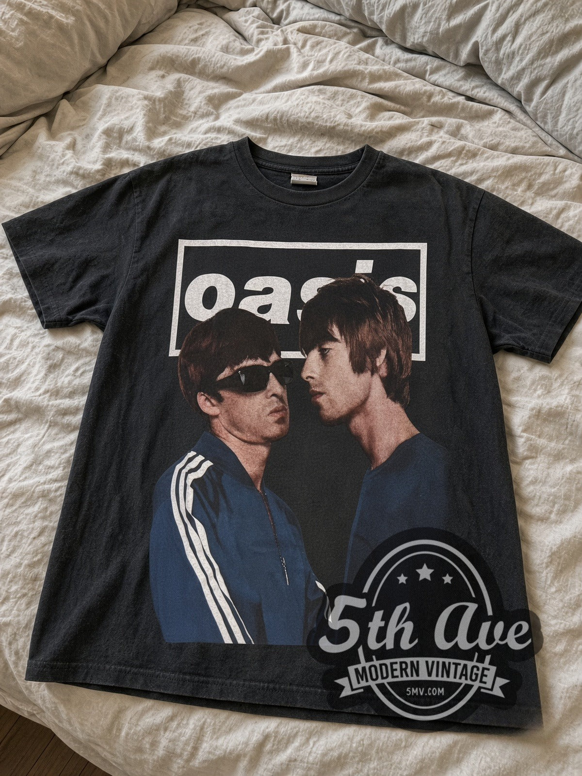 Oasis 1991-2009 Gallagher vintage band tee laid flat
