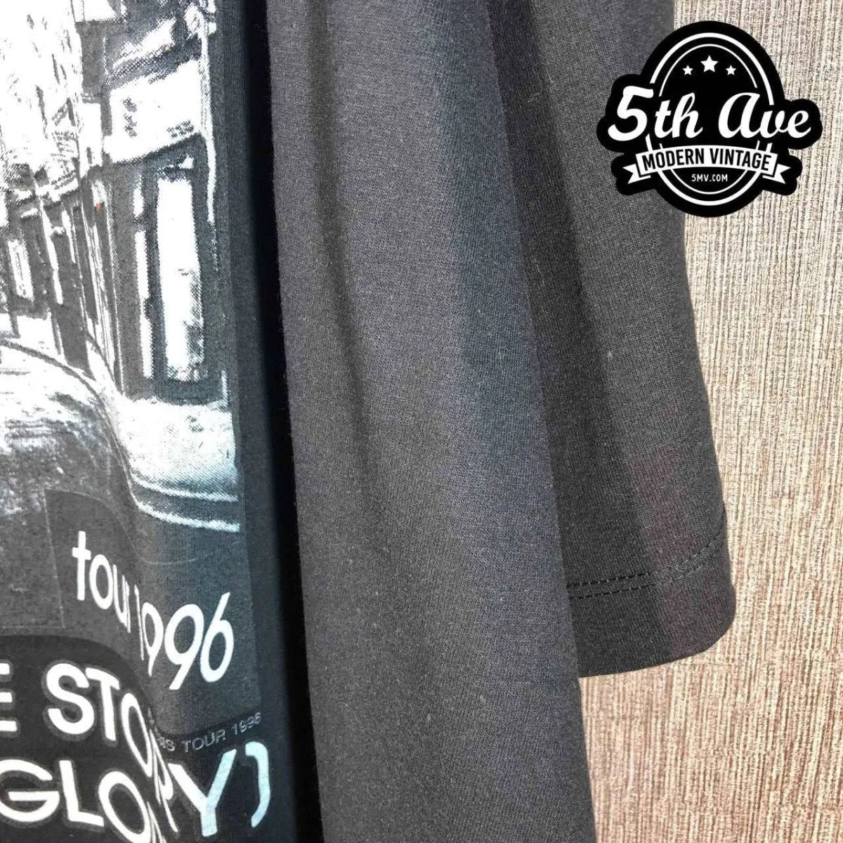 Oasis - New Vintage Band T shirt - Vintage Band Shirts