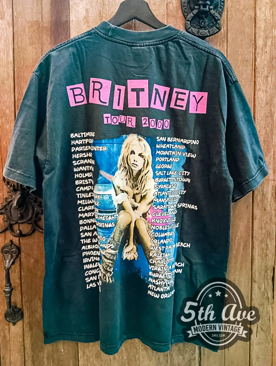 即購入✖︎ Britney Spears Oops! Tour 2000 Tシャツ Britney Spears Oops! I Did It Again Tour 2000 - New Vintage