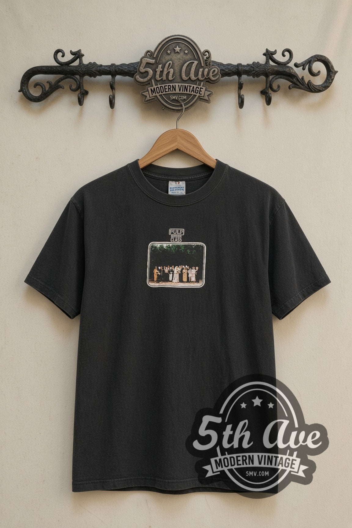 Pulp Common People UK tour band t-shirt front on cream 5th Ave rack
