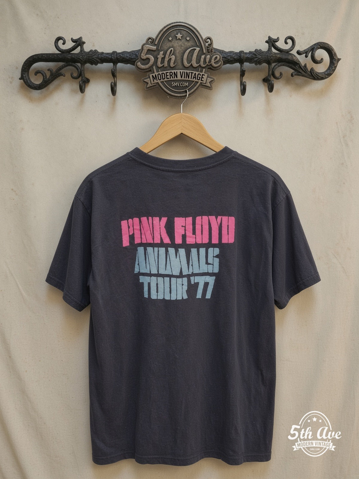 Pink Floyd Animals vintage band t-shirt back on rack