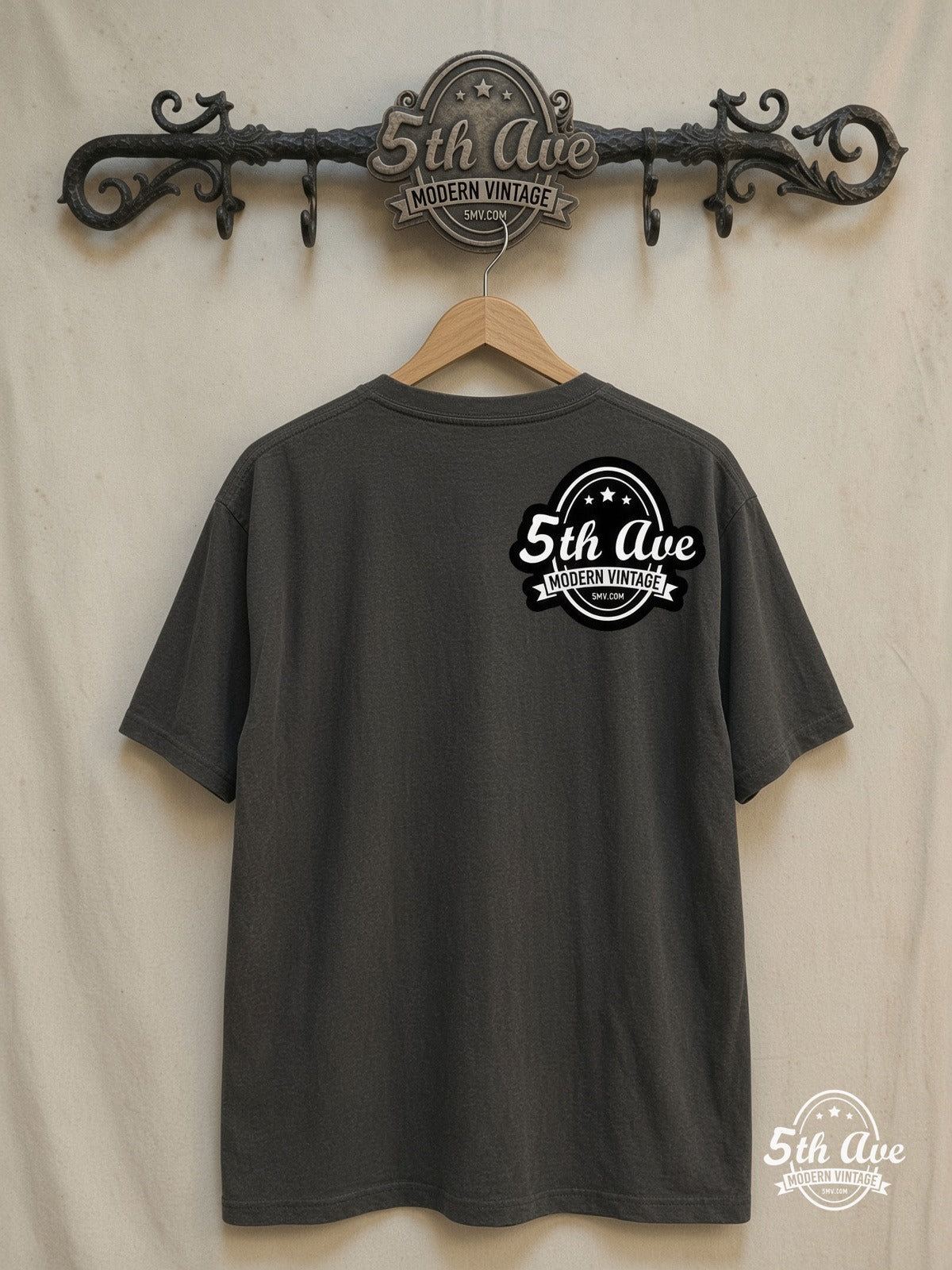 Aerosmith – Cartoon Caricatures – Vintage Band T-Shirt — back on locked cream ornate 5th Ave rack
