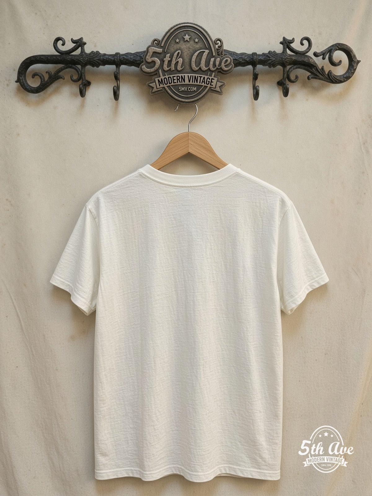 King Kong vs. Godzilla – 1962 – Vintage Movie Tee — back on locked cream ornate 5th Ave rack