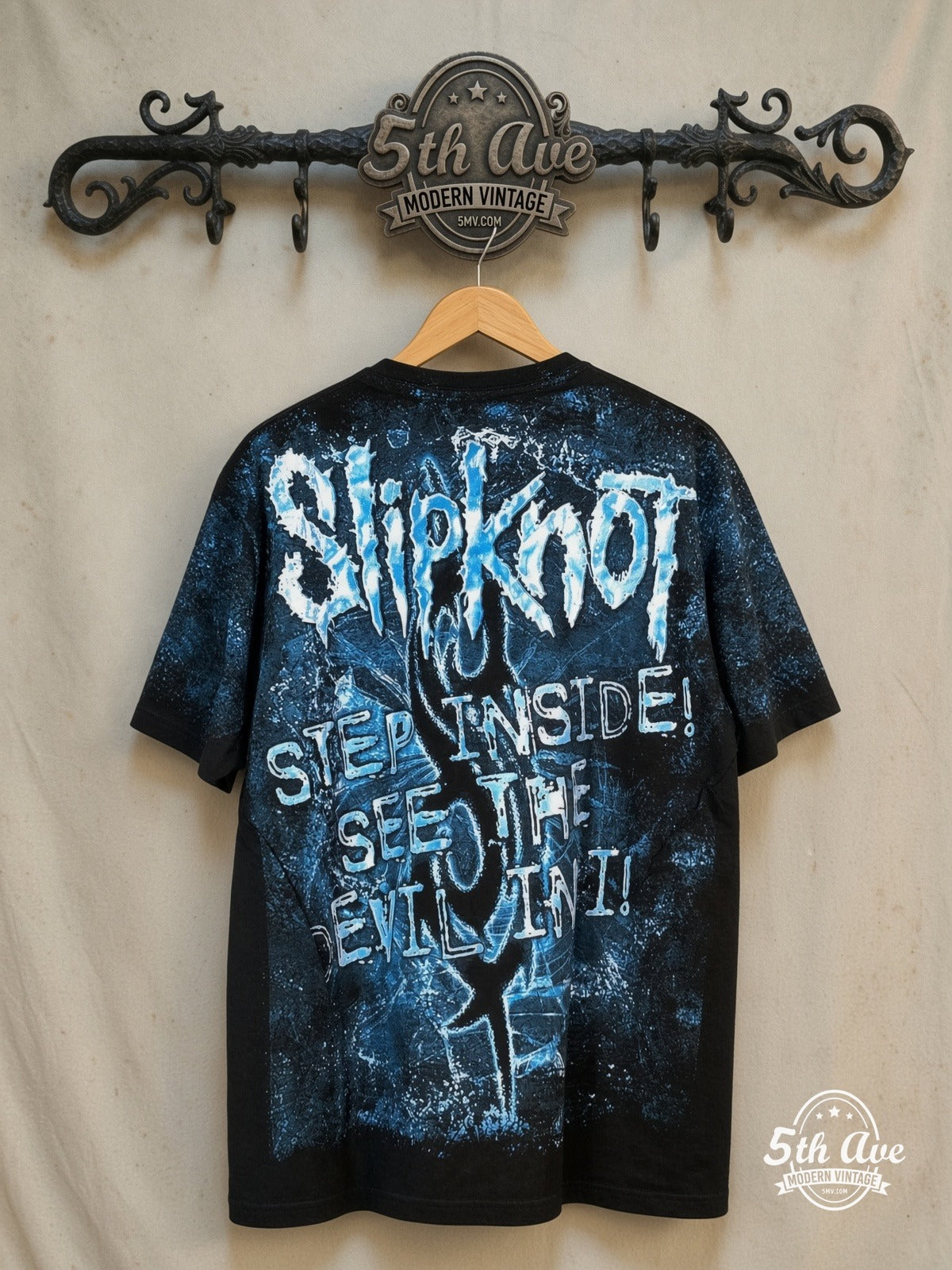Slipknot – The Devil in I – All Over Print – Vintage Band T-Shirt — back on locked cream ornate 5th Ave rack