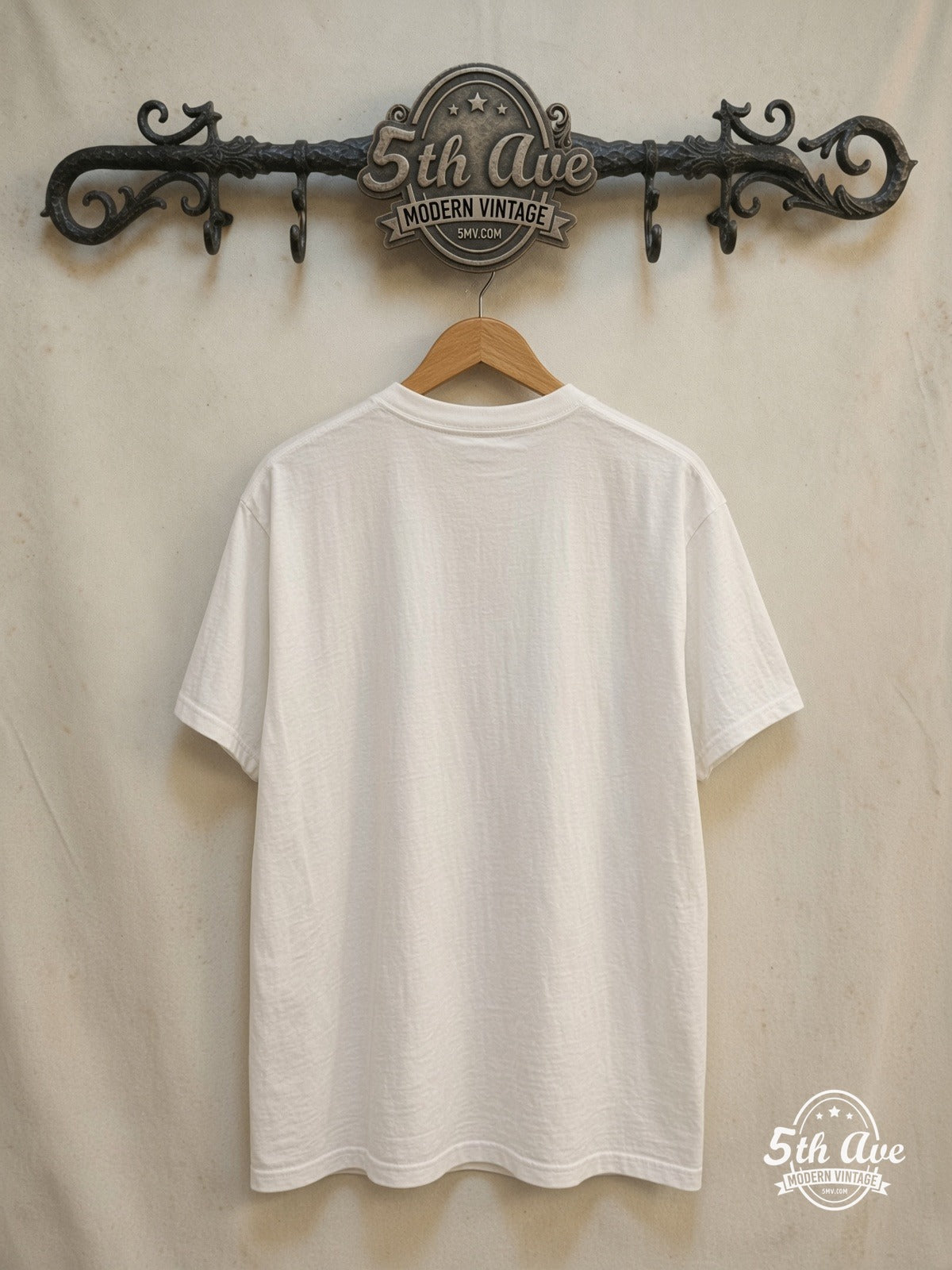 Akira Neo-Tokyo Is About to E.X.P.L.O.D.E. - New Vintage Anime T-Shirt back on locked cream ornate 5th Ave rack