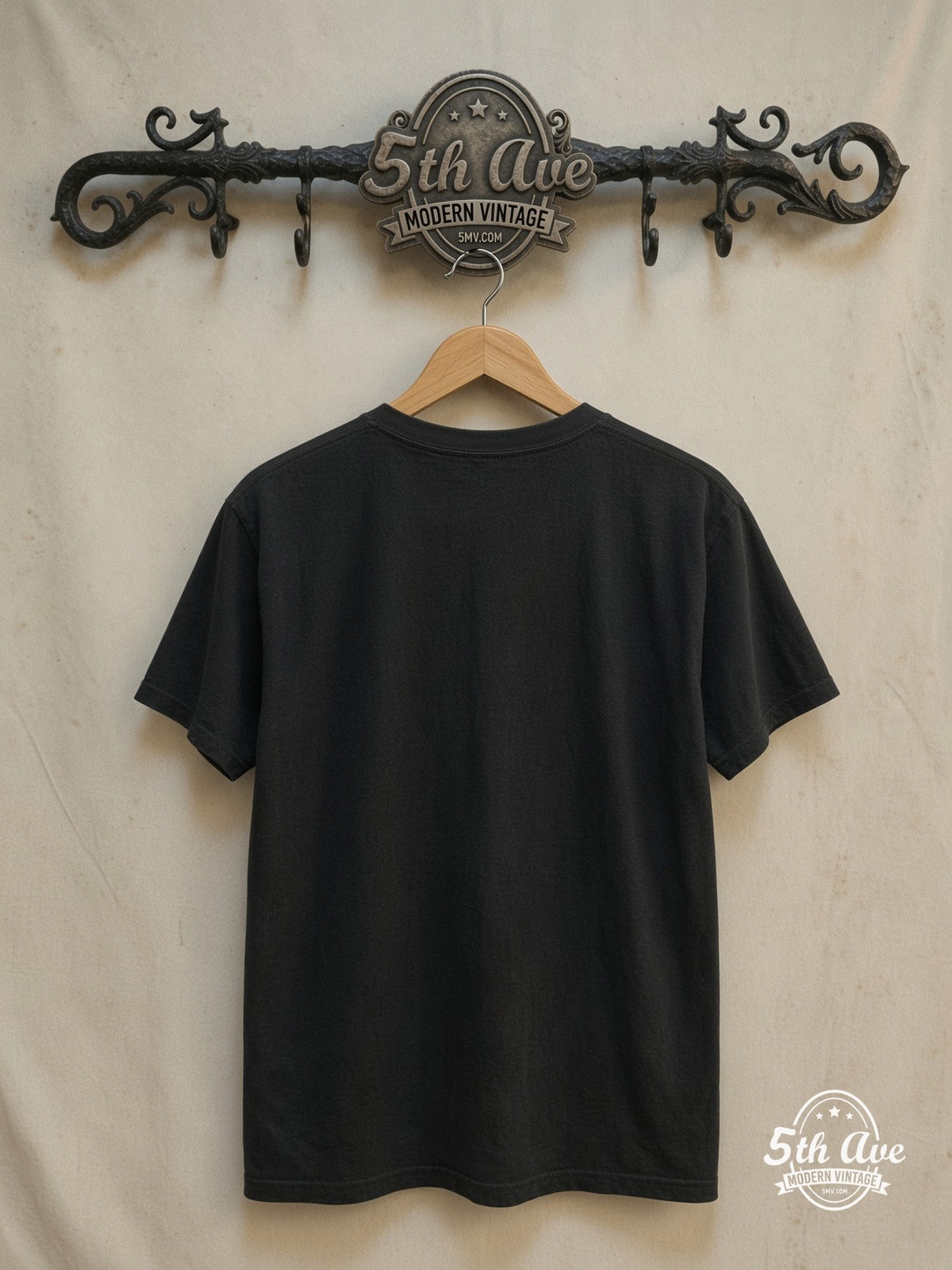 Guns N' Roses – Slash – Vintage Band T-Shirt — back on locked cream ornate 5th Ave rack