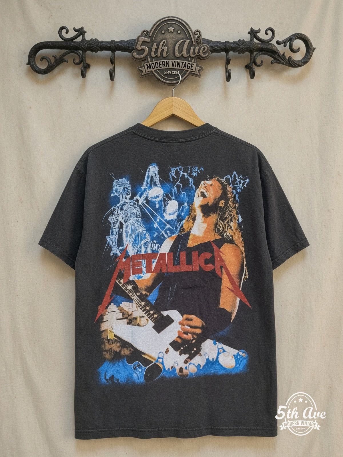 Metallica – Reload – Vintage Band T-Shirt — back on locked cream ornate 5th Ave rack