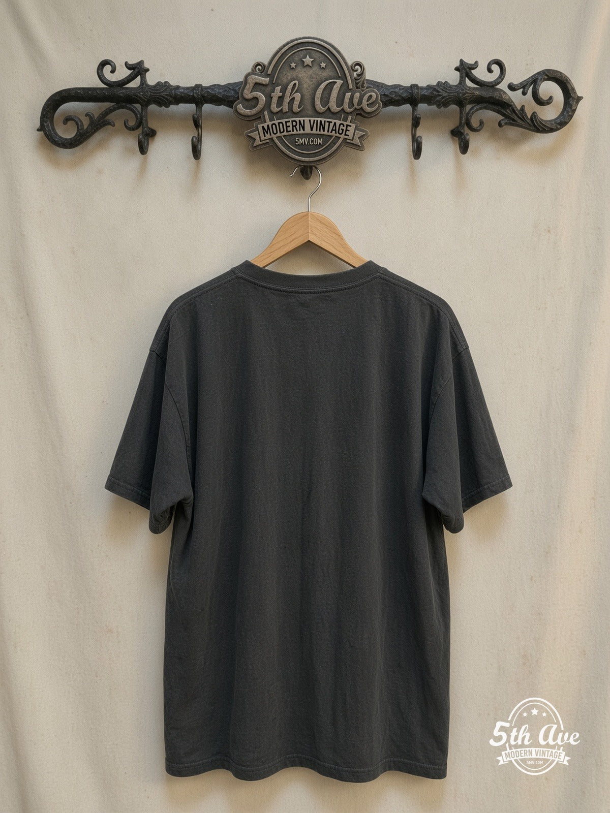 The Smiths – Hatful of Hollow Blue Header Portrait – Vintage Band T-Shirt — back on locked cream ornate 5th Ave rack