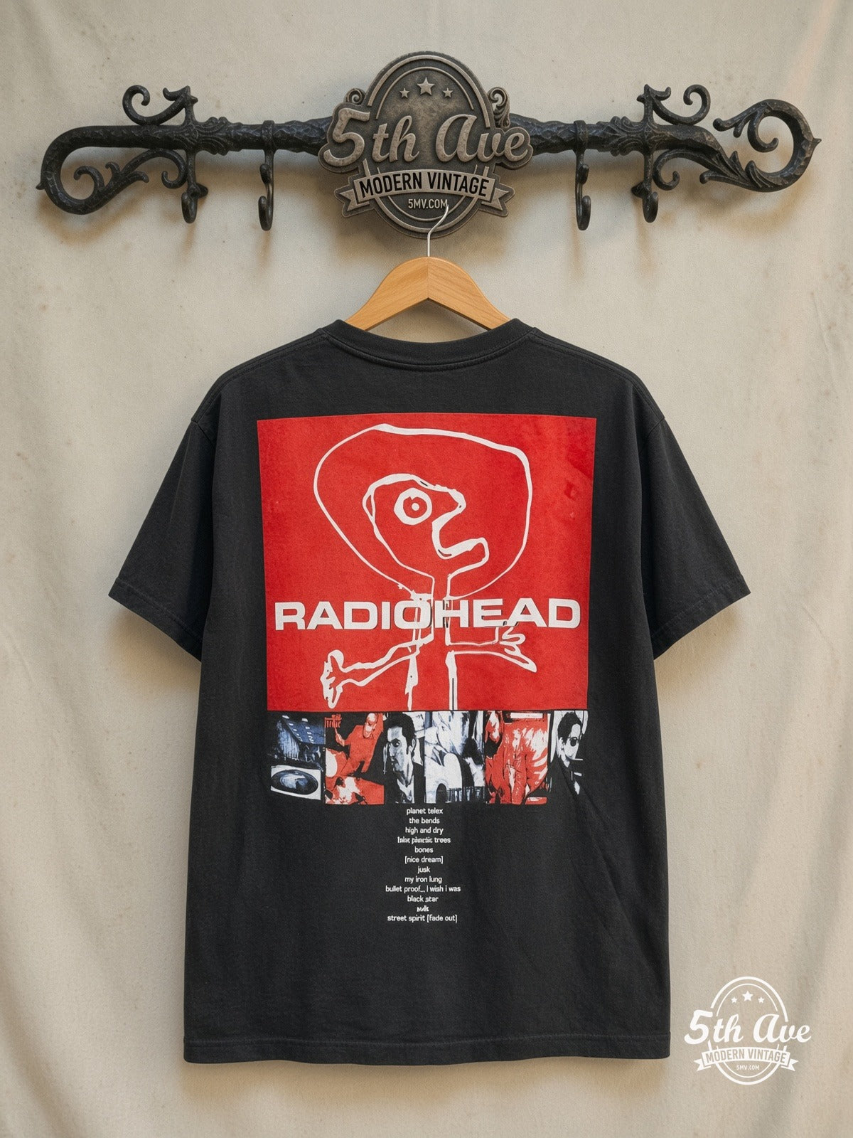 Radiohead – The Bends Mannequin Face Tracklist – Vintage Band T-Shirt — back on locked cream ornate 5th Ave rack