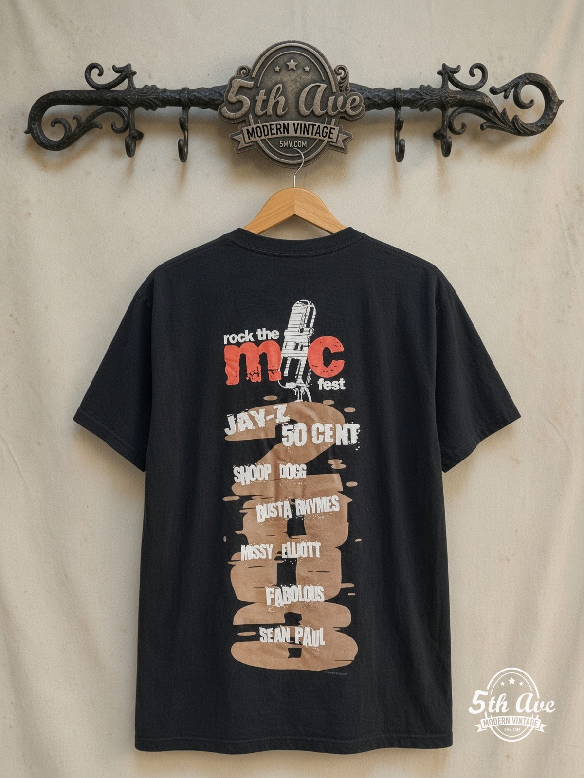 Jay-Z and 50 Cent – Jay-Z 50 Cent "Rock The Mic 2003" – Vintage Band T-Shirt back on locked cream ornate 5th Ave rack