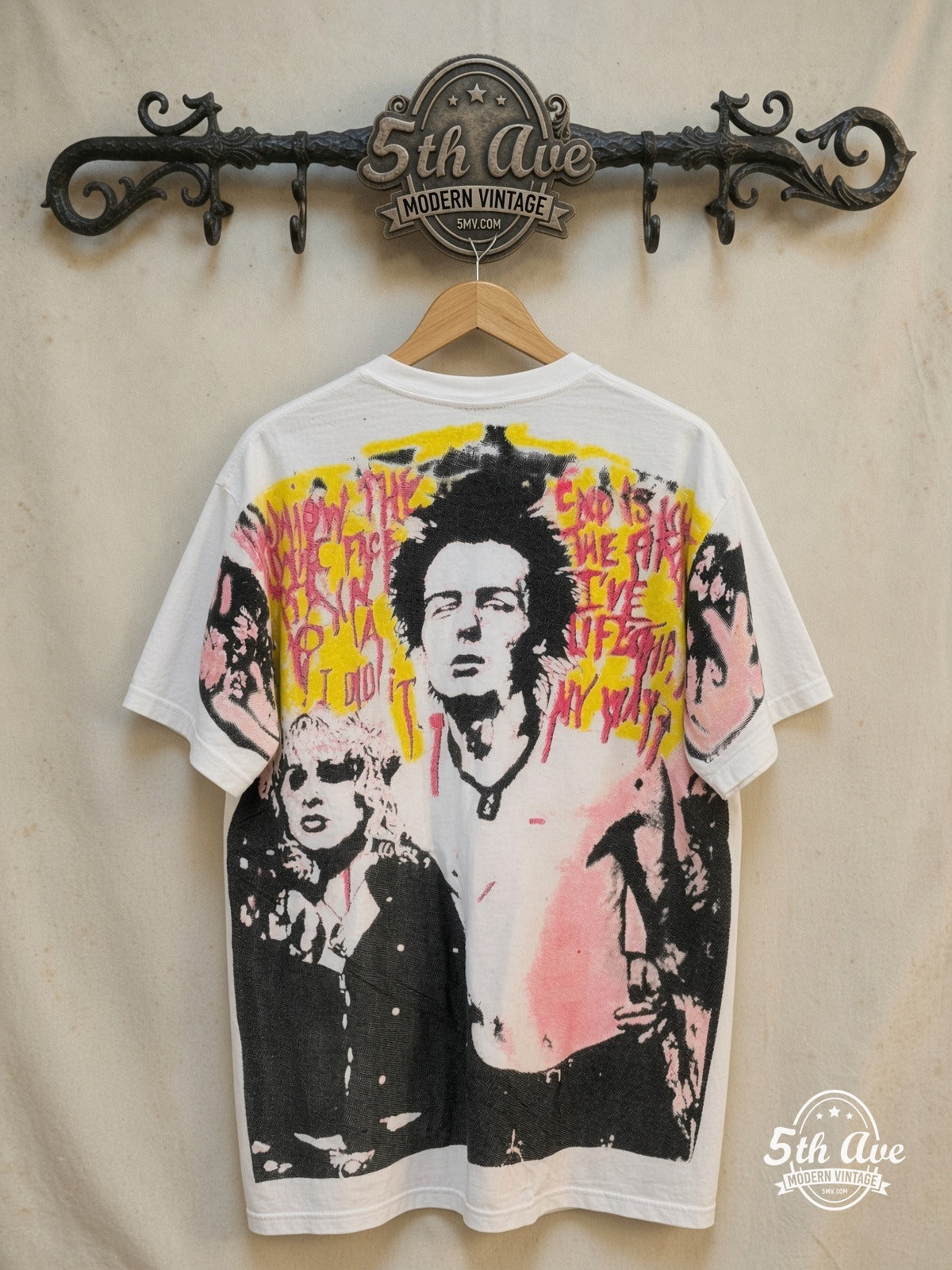 Sex Pistols – Sid Vicious and Nancy – All Over Print – Vintage Band T-Shirt — back on locked cream ornate 5th Ave rack