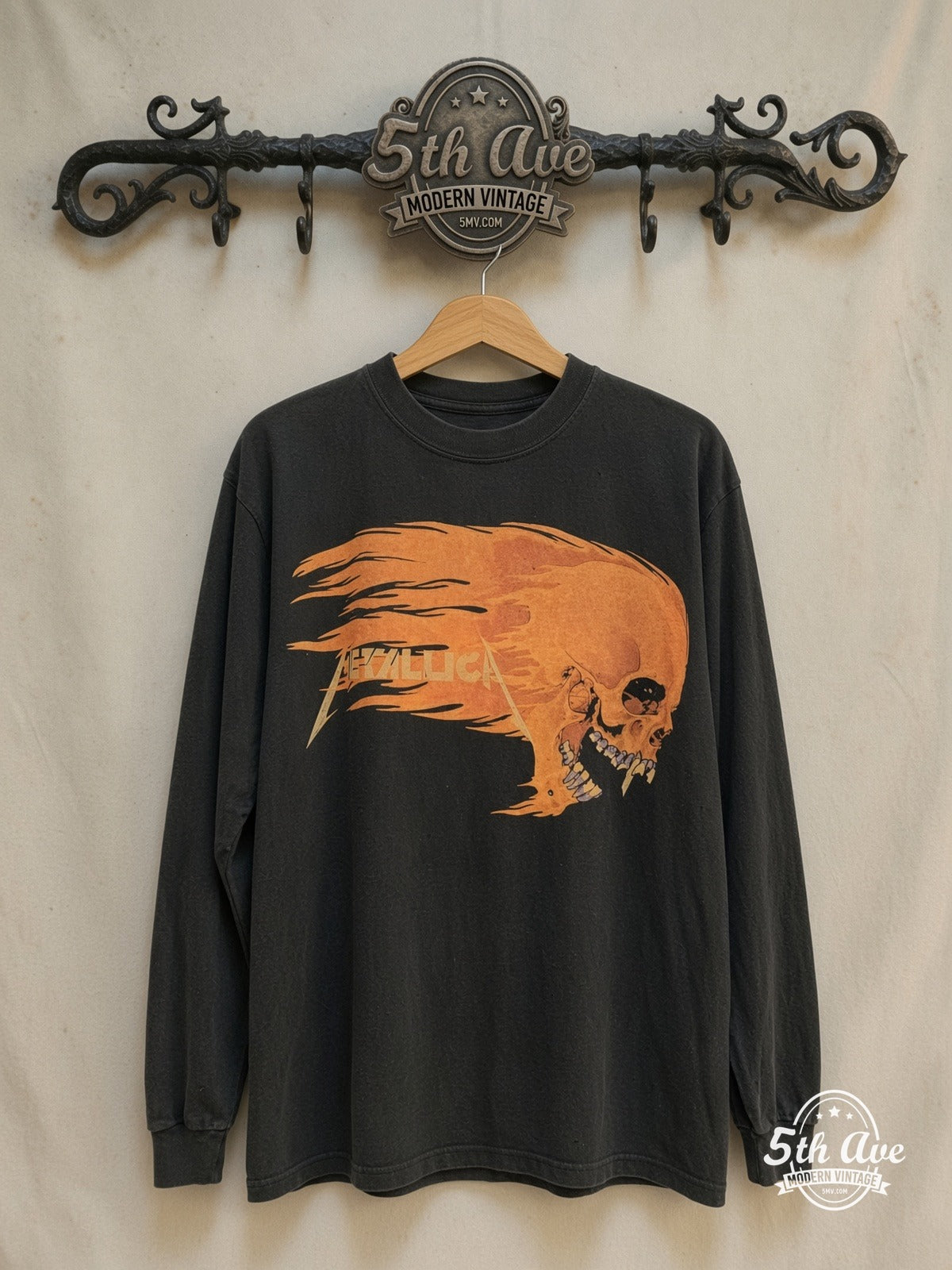 Metallica – 1994 Graphic – Vintage Band T-Shirt — front on locked cream ornate 5th Ave rack
