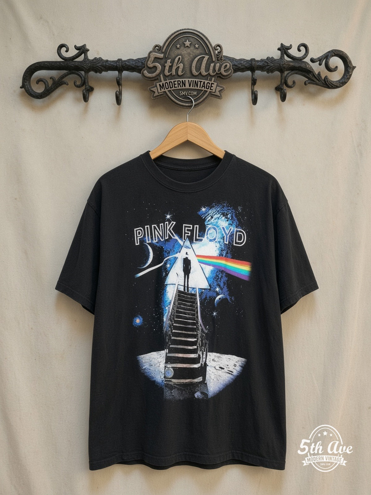 Pink Floyd – Stairway Pyramid Moon Spectrum – Vintage Band T-Shirt — front on locked cream ornate 5th Ave rack