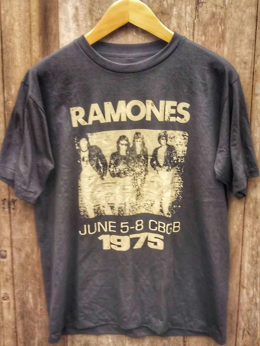 RAMONES 100% Cotton New Vintage Band T Shirt - Vintage Band Shirts