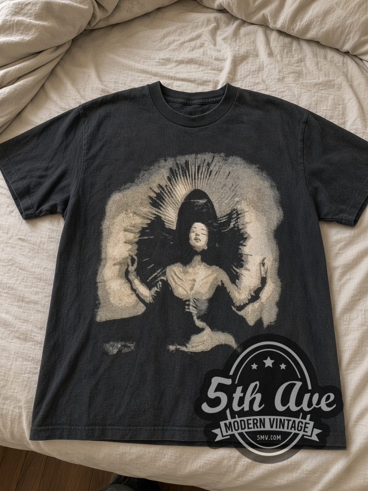 Sade Love Deluxe World Tour 1993 Ray Halo vintage band tee laid flat