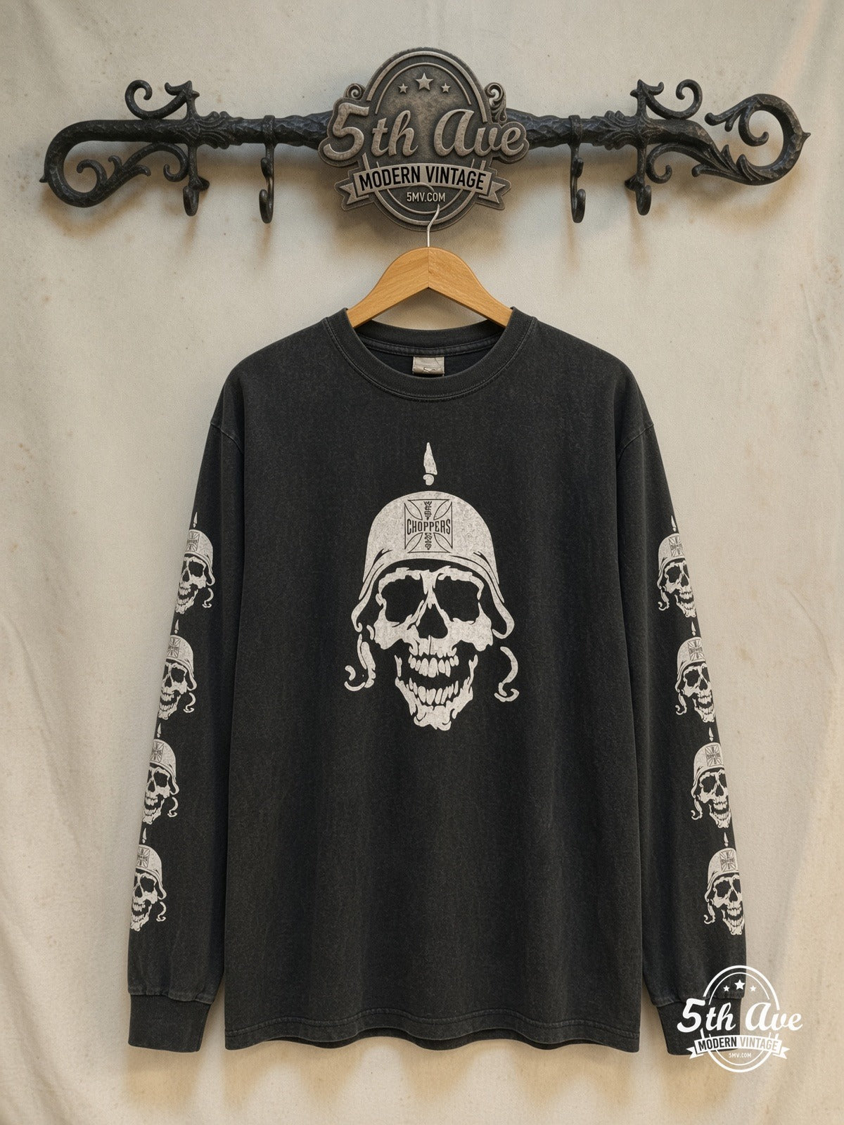 West Coast Choppers skull helmet Maltese cross long sleeve vintage graphic tee on rack