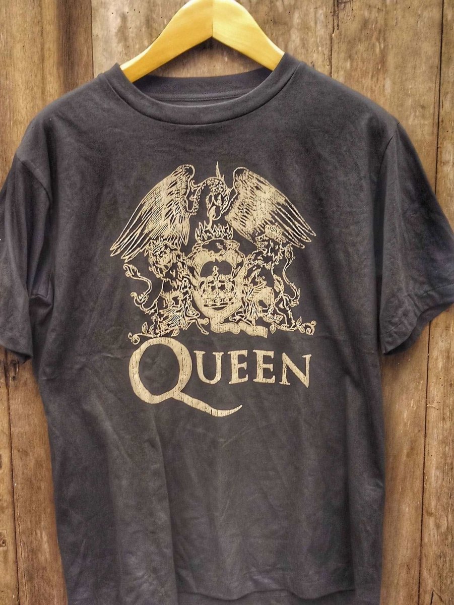 Legendary Crest Unleashed: Queen's Regal Emblem Black Cotton t shirt - Vintage Band Shirts