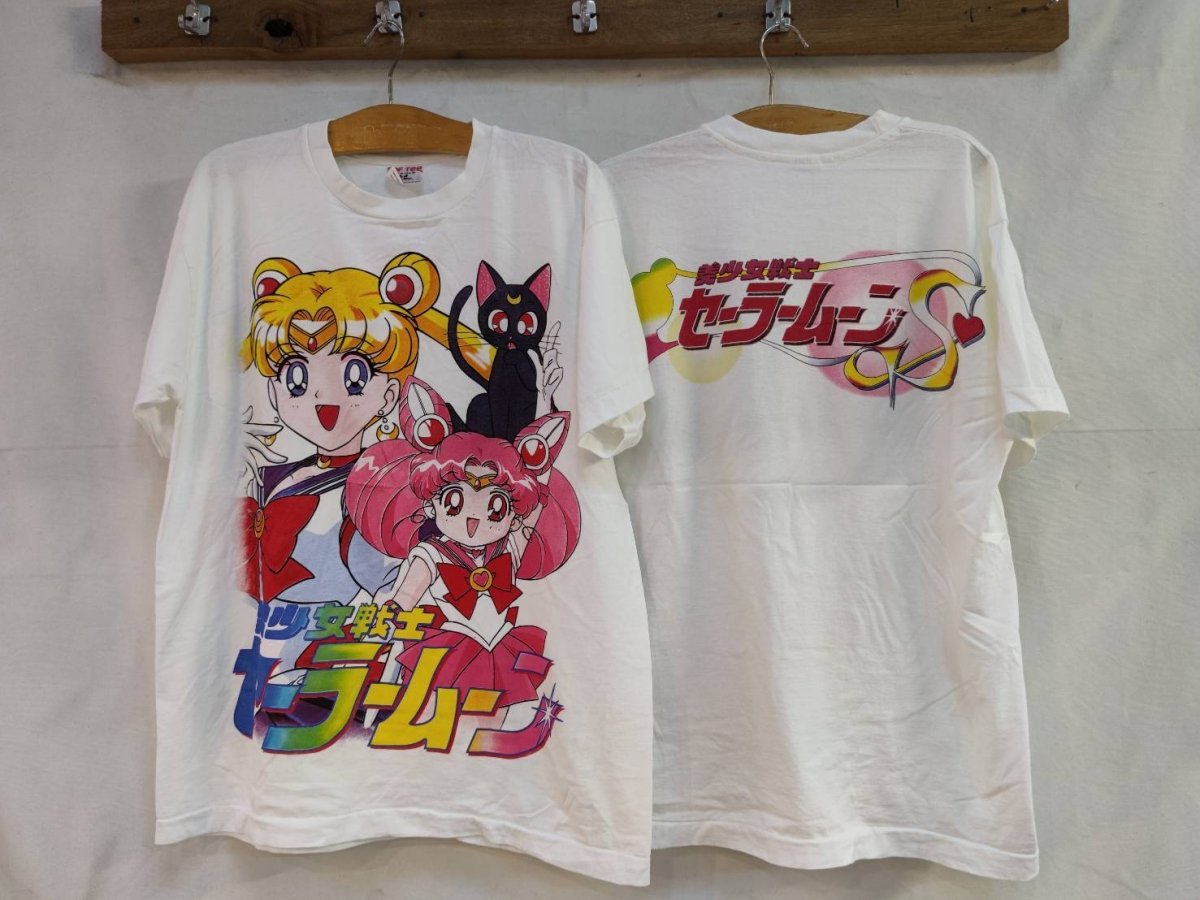 Sailor Moon Enchantment: Graphic Tee with Japanese Text - Vintage Band Shirts