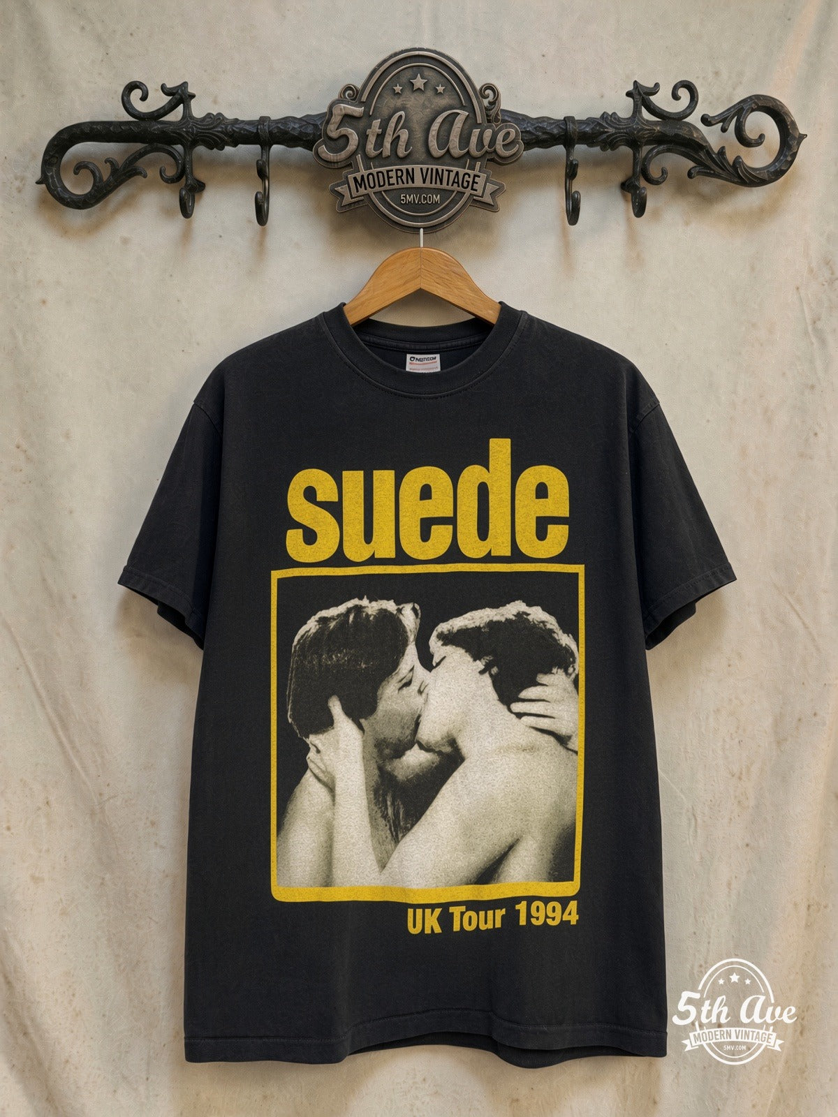 Suede UK Tour 1994 Kiss Photo vintage band t-shirt on rack
